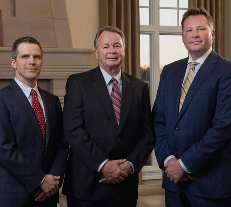 footer form image 768x688